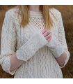 Women's fingerless mittens in merino wool