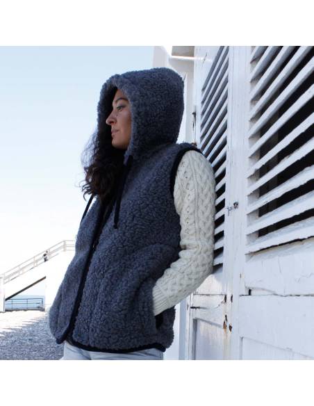 gilet veste laine avec capuche et fermeture ZIP gris foncé grand froid 