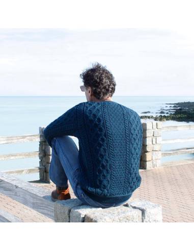 Pull Homme pure laine mérinos bleu chaud col V épais