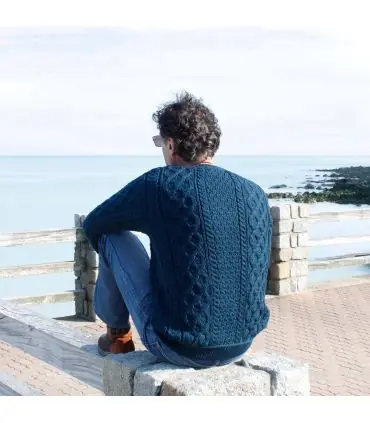 Pull Homme pure laine mérinos bleu chaud col V épais