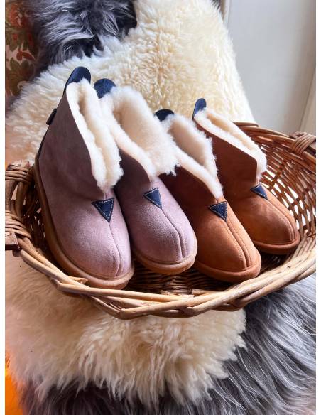 Chaussons Femme chauds et hauts en peau d'agneau moka et taupe 