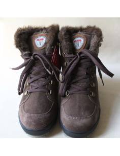 Bottes sportives hiver femme en cuir suède rouge hydrofuge
