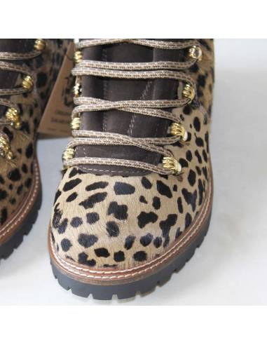 Bottines léopard luxe en peau de vache intérieur peau de mouton semelle antidérapante