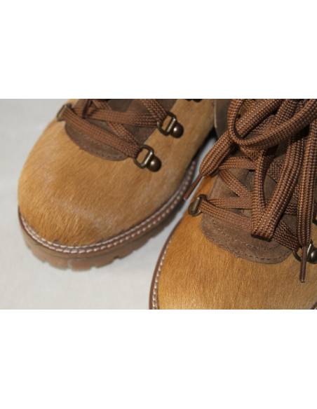 Warme Stiefeletten aus Wildleder mit Krokodilprint und Kaninchenkragen- Olang Imperial