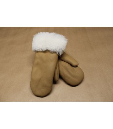 Women Mittens in wooly genuine lambskin