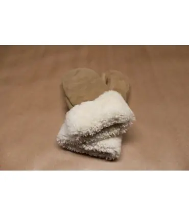 Women Mittens in wooly genuine lambskin