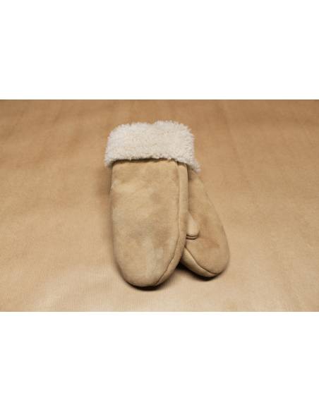 Women Mittens in wooly genuine lambskin