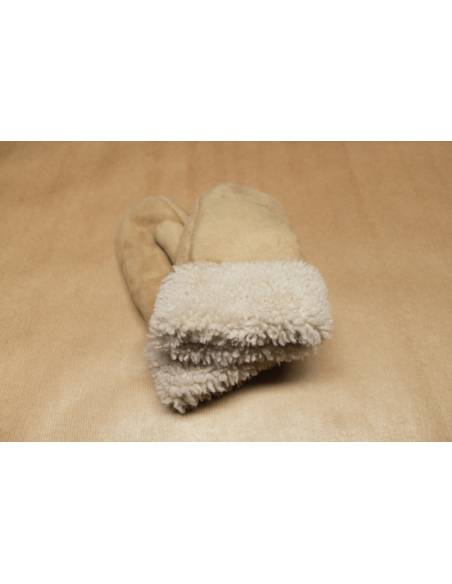 Women Mittens in wooly genuine lambskin