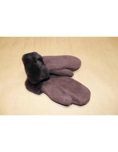Women Mittens in wooly genuine lambskin