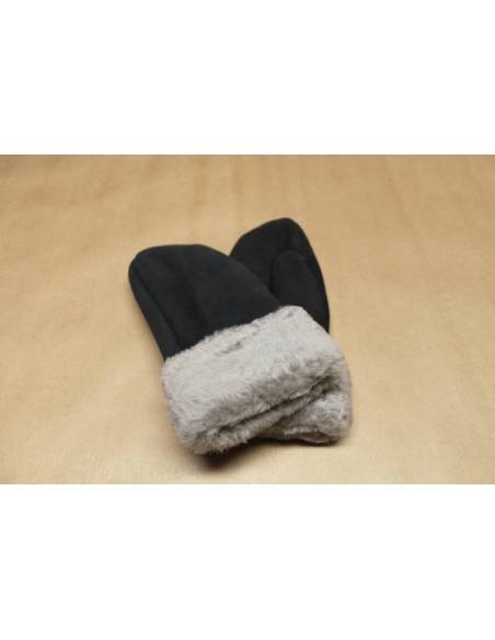 Women Mittens in wooly genuine lambskin