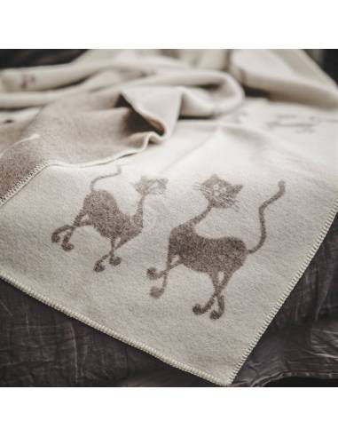 Throw in pure wool pattern dancing cat gray