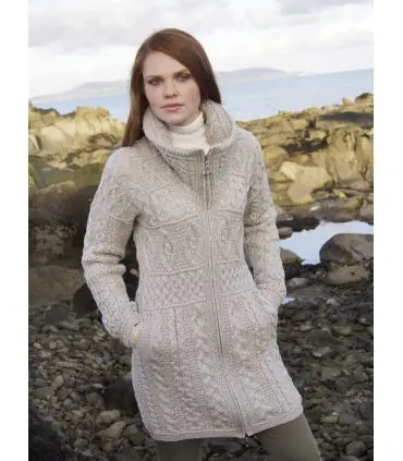 Veste femme chaude et longue en laine zip col cheminée beige 