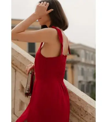 Robe en lin élégante et fluide pour femme