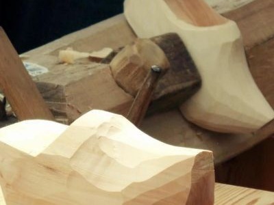 Quelle est la différence entre des mules et des sabots 